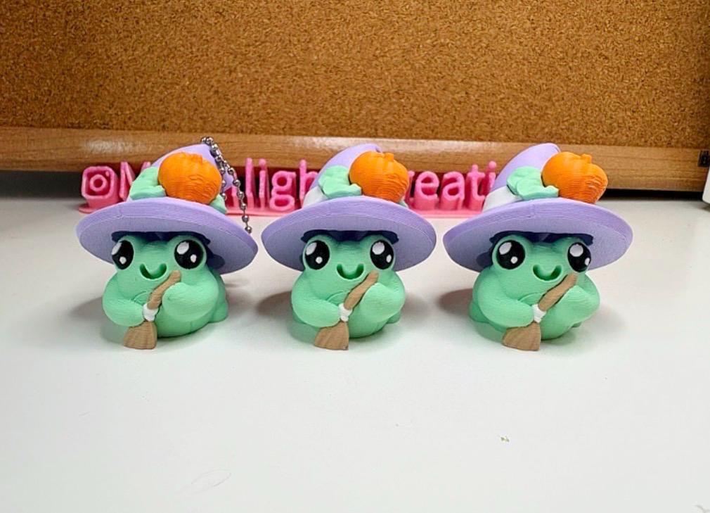 Halloween Frog Witch Clicker | 3D Printed Stress Relief Desk Toy/keychain